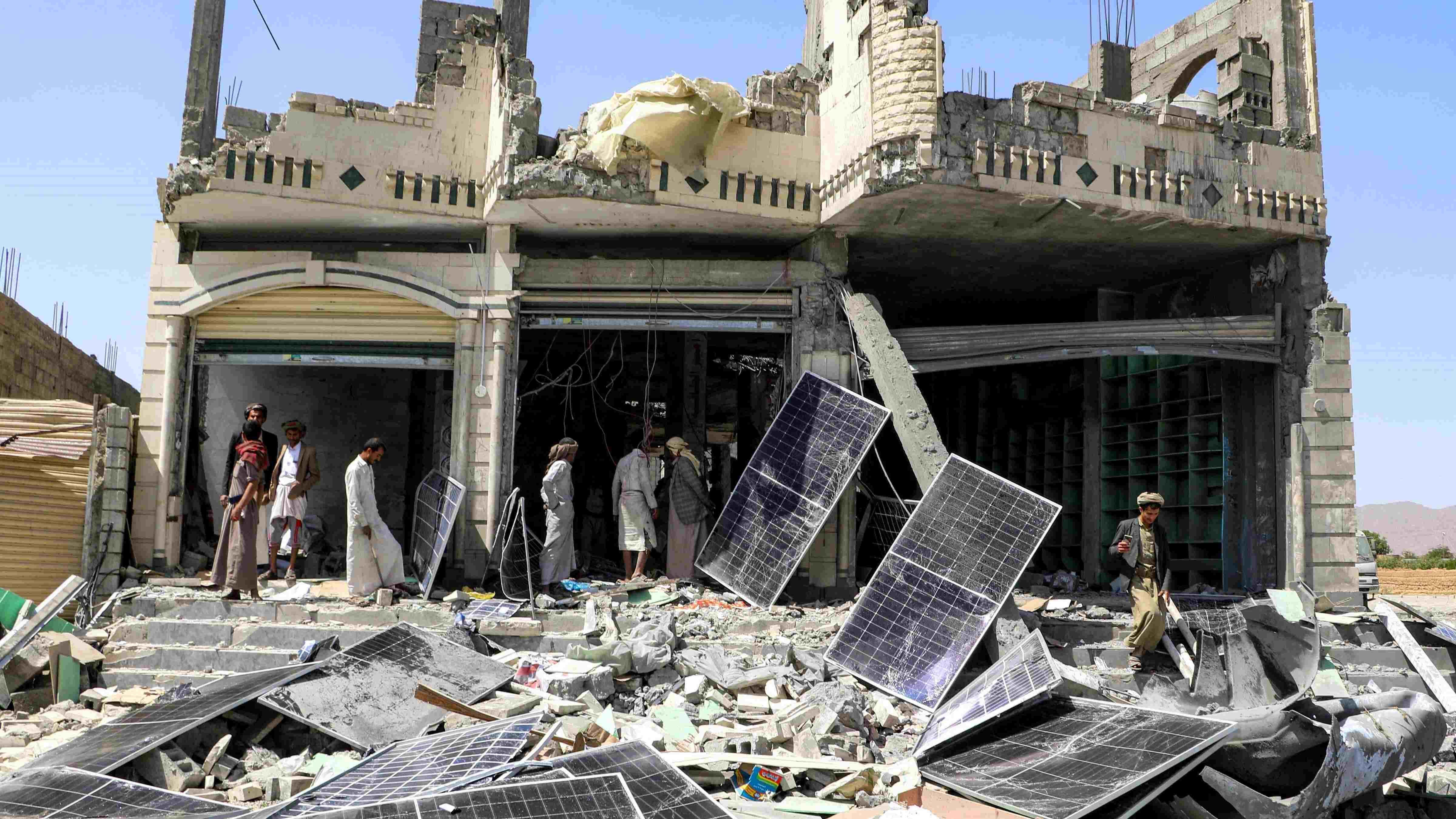 Yemen’s Houthis report 9 new US airstrikes in Al-Hudaydah
