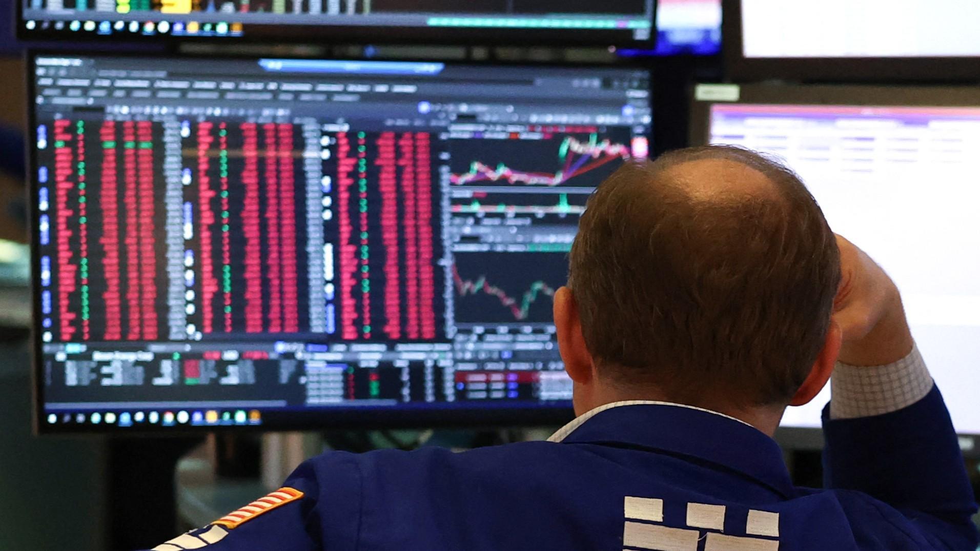 European stocks end week sharply lower after Chinas tariff response