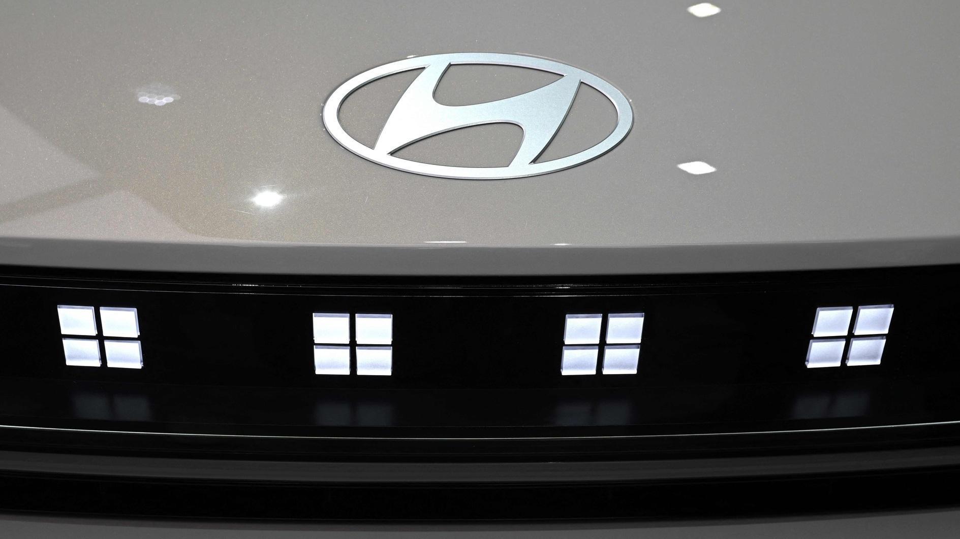 S Korea unveils $2 billion emergency help for carmakers