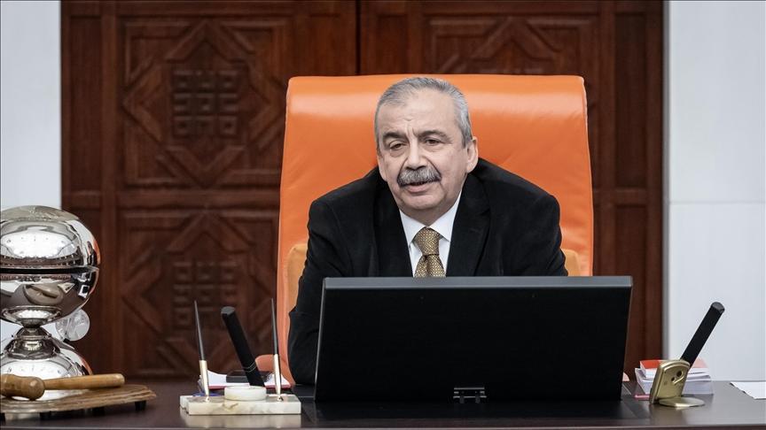 DEM Partys Önder in critical condition after heart attack