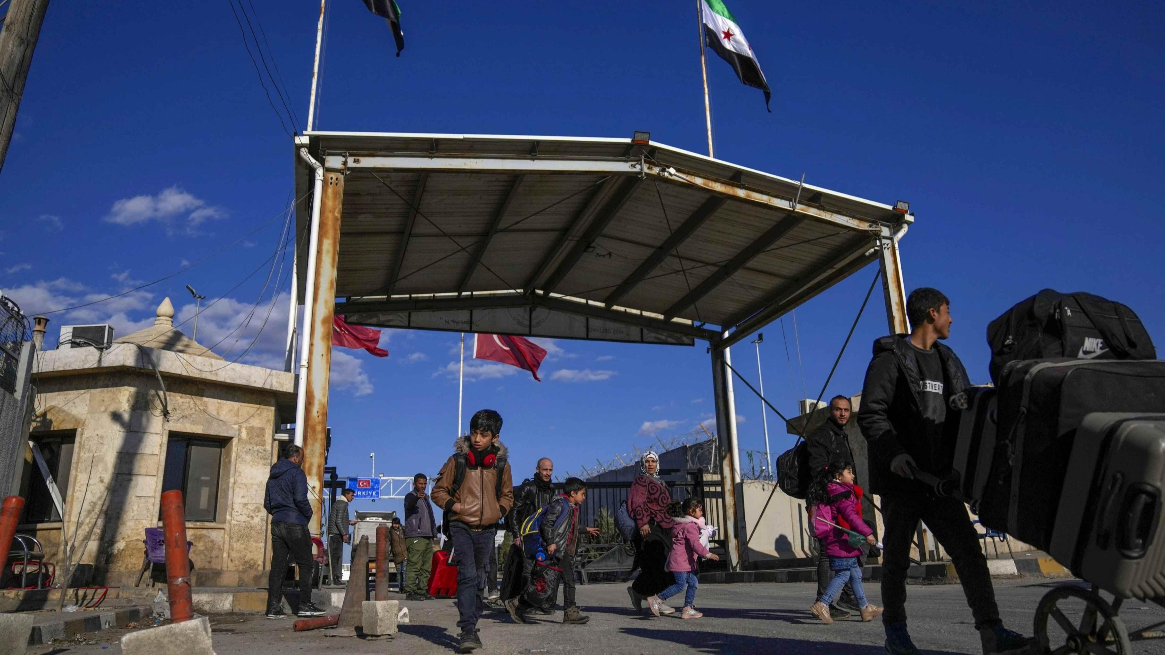 Over 4 million foreigners in Türkiye, minister says