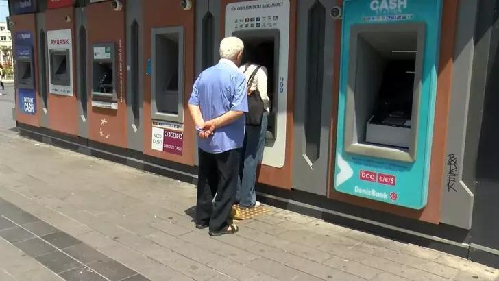 Number of ‘millionaire deposit holders’ rises, shows data