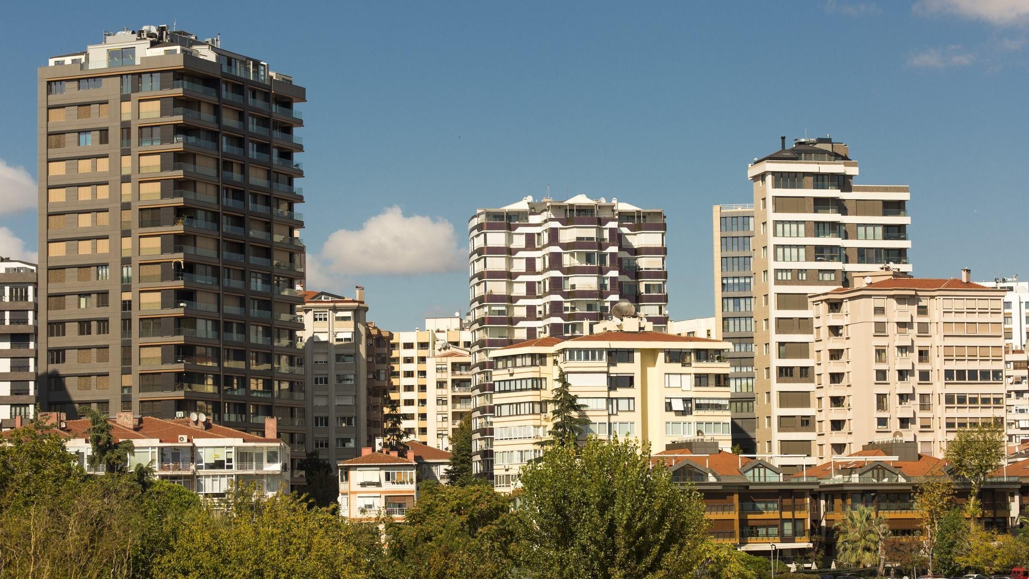 Istanbul needs over 122,000 new houses each year