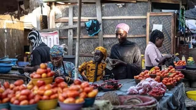 Tough Nigeria economic reforms yet to benefit poor: IMF