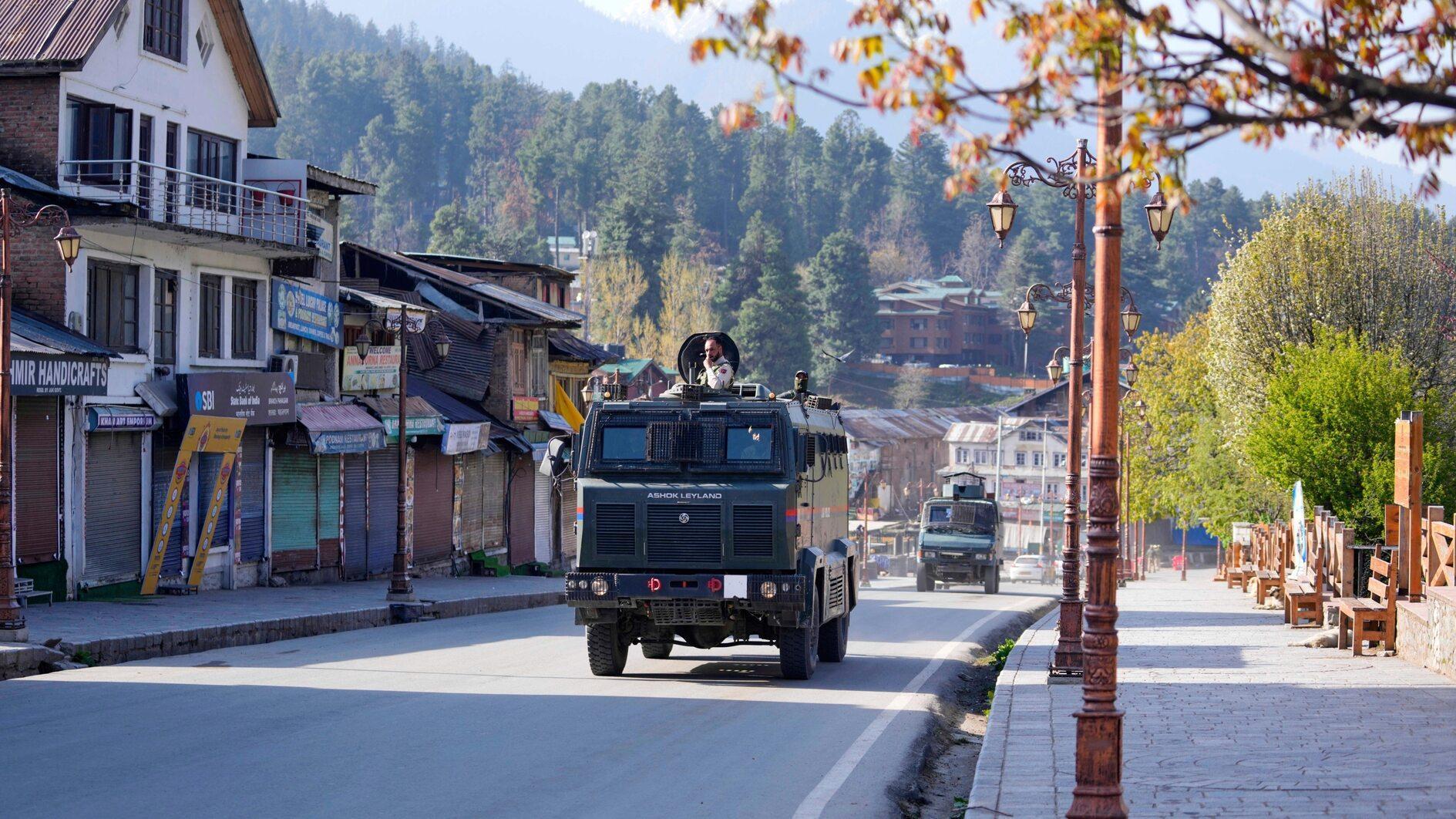 India hunts gunmen who massacred 26 in Kashmir tourist hotspot
