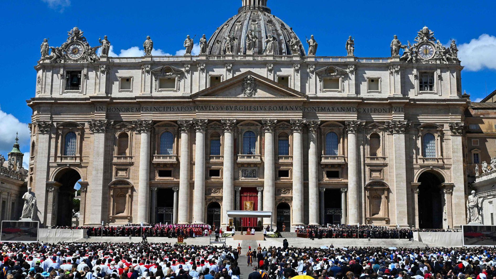 All eyes turn to conclave after Pope Franciss funeral