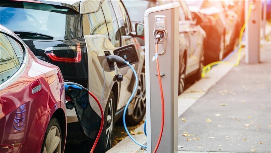 EV tax breaks double sales, draw European factories