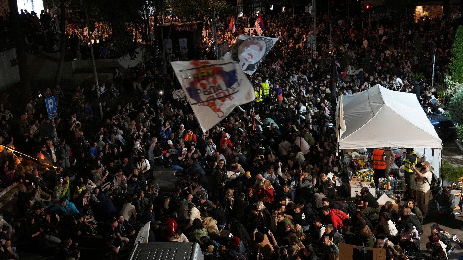 Serbian students end public broadcaster blockade