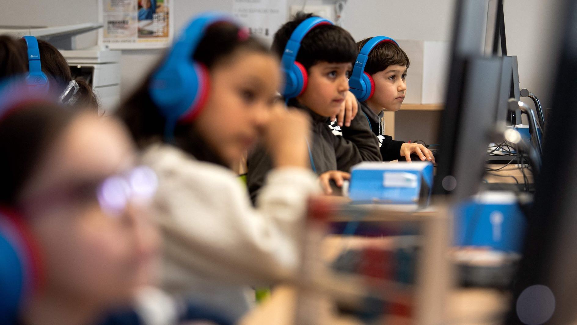 AI companions present risks for young users: US watchdog