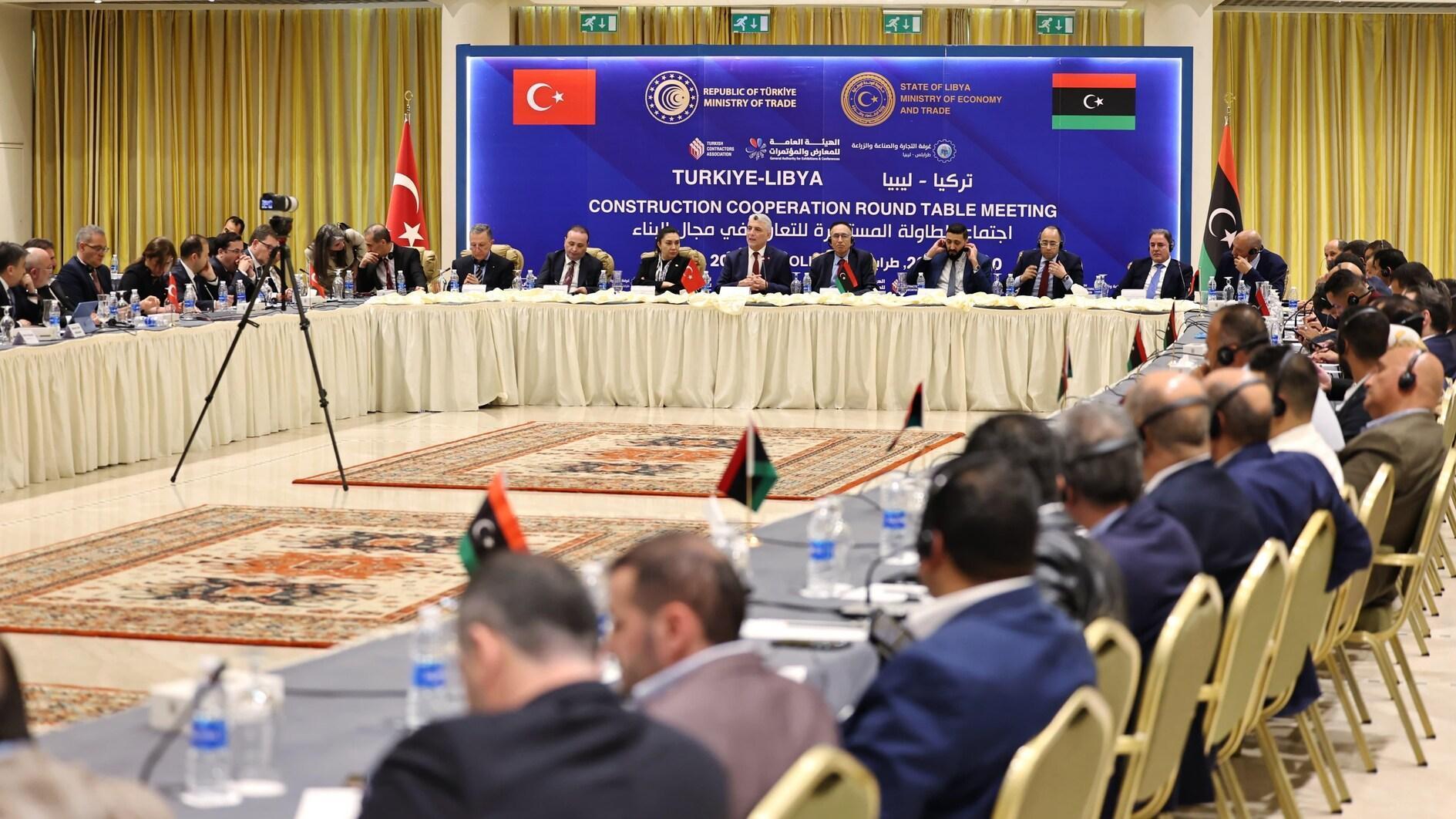 Trade minister, delegation of businesspeople visit Libya