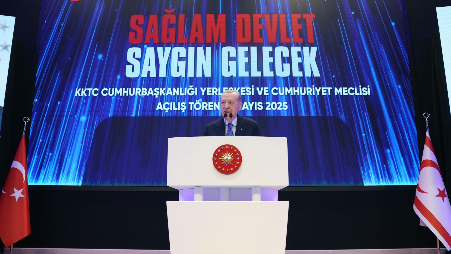 Erdoğan calls for talks between two states in Cyprus