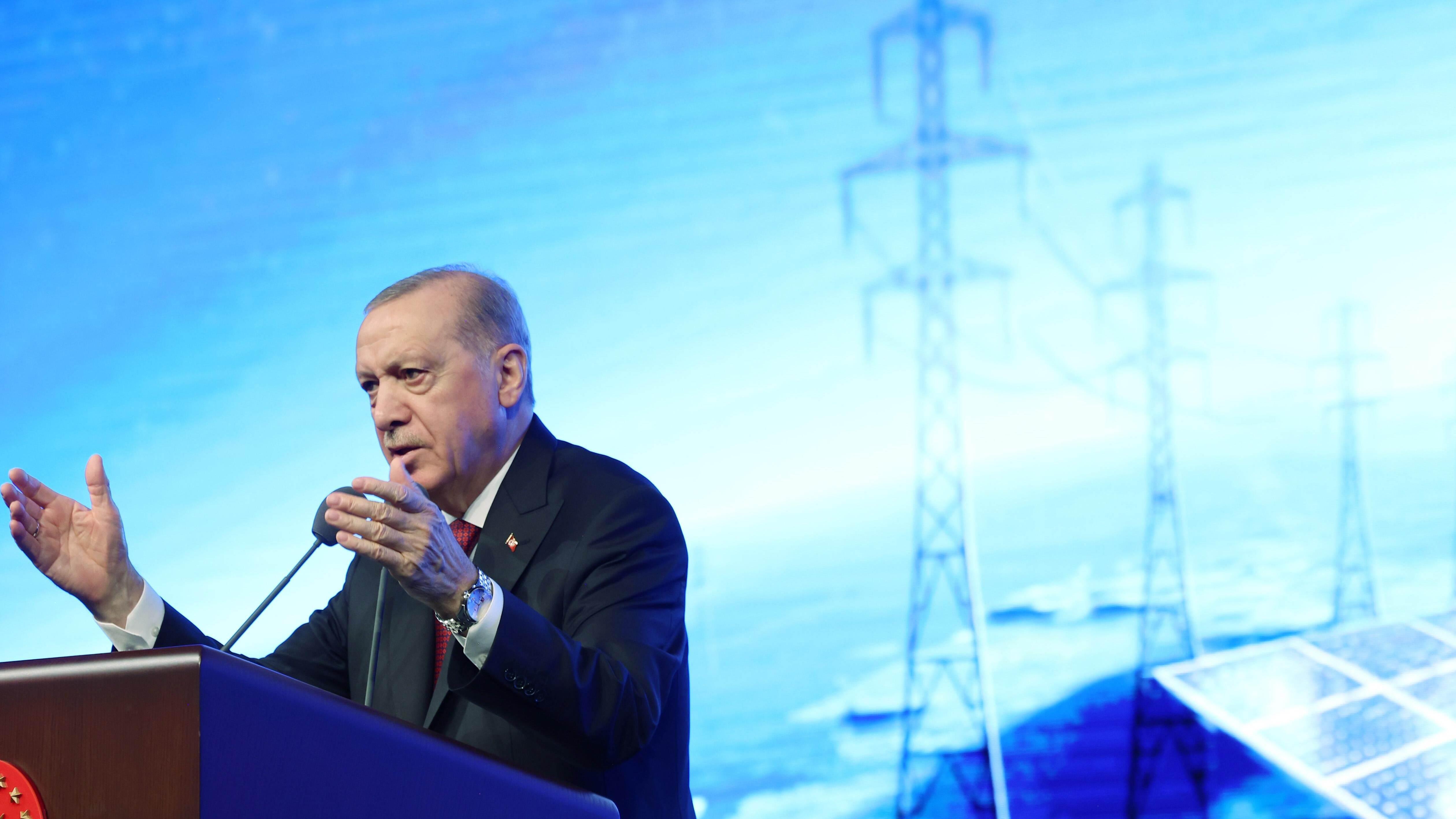 Erdoğan hails energy discoveries as turning point