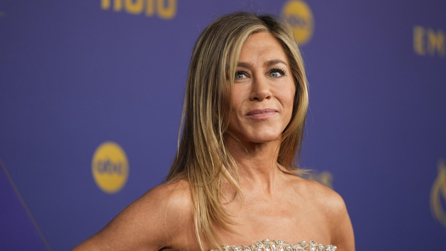 Man charged with stalking Jennifer Aniston and vandalism