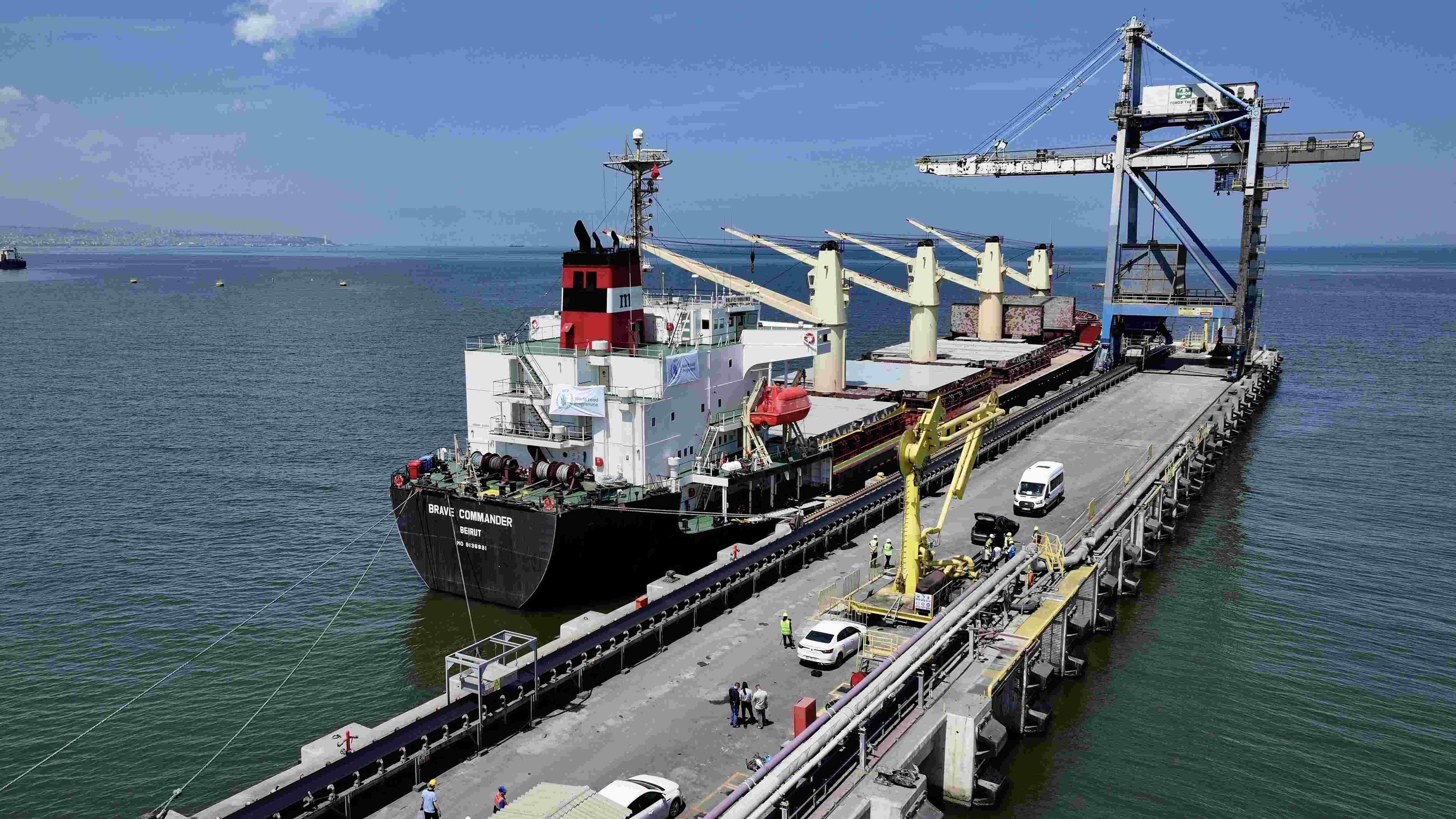 Aid ship with Ukrainian grain docks in Türkiye, boosting UN hunger relief efforts