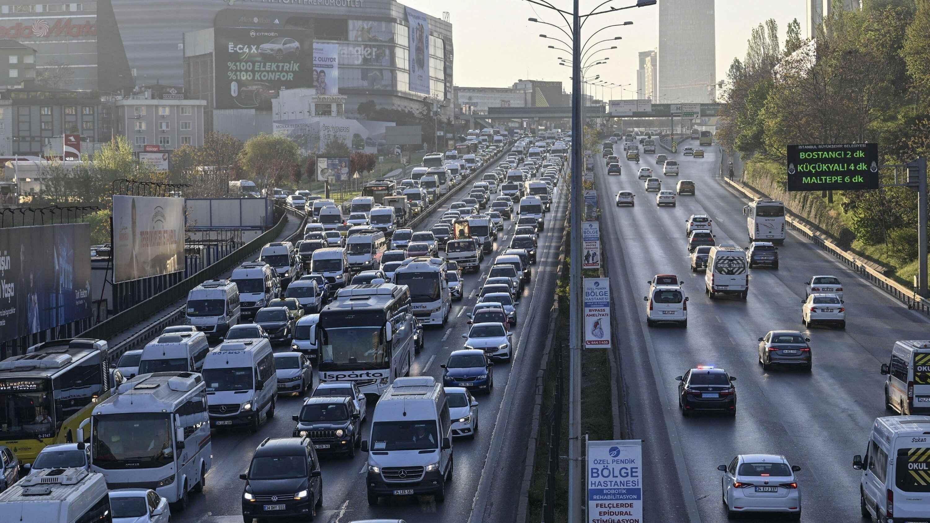 AI system to monitor traffic-related air pollution using cameras