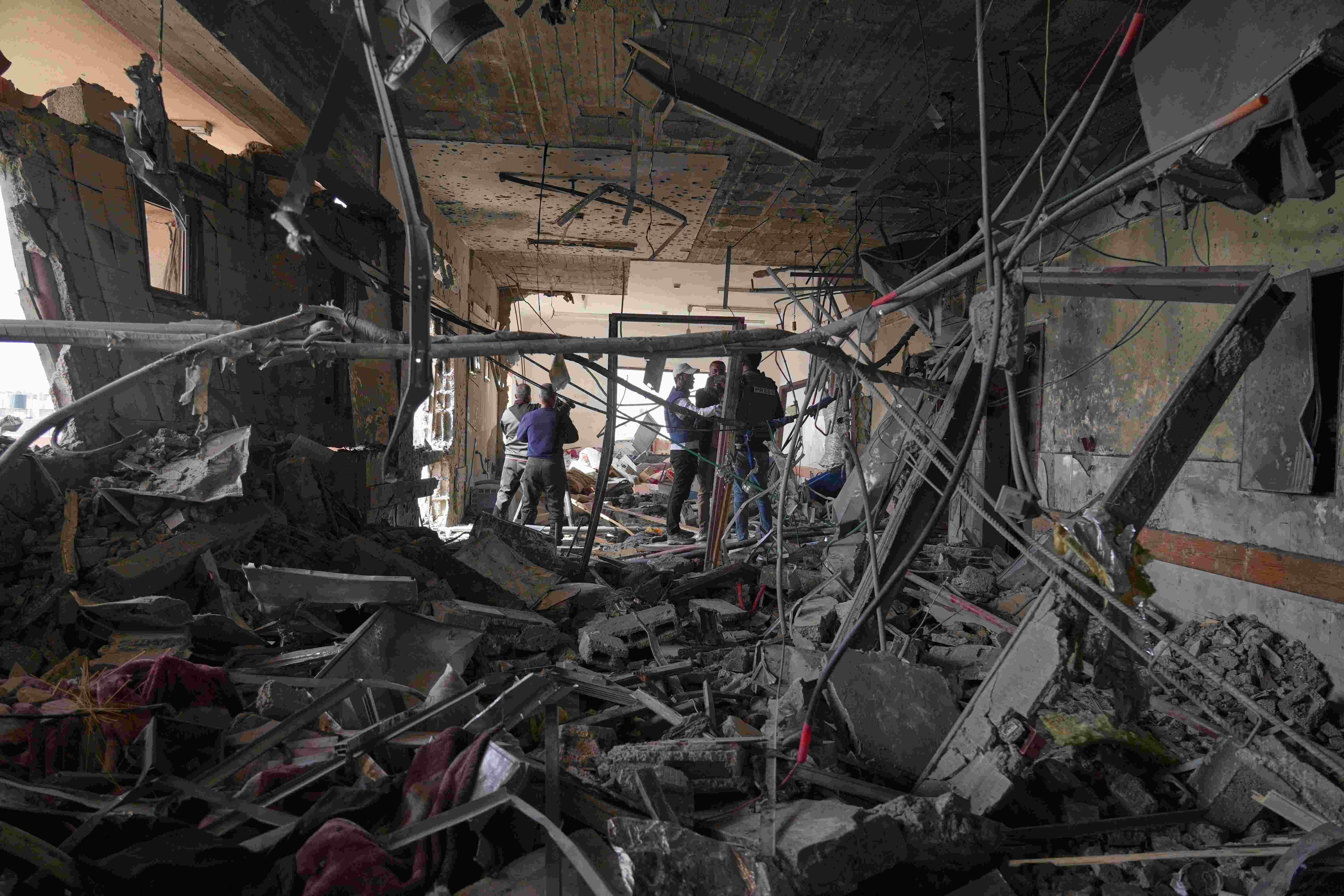 Israel hits Gaza hospital in raid Hamas says killed journalist