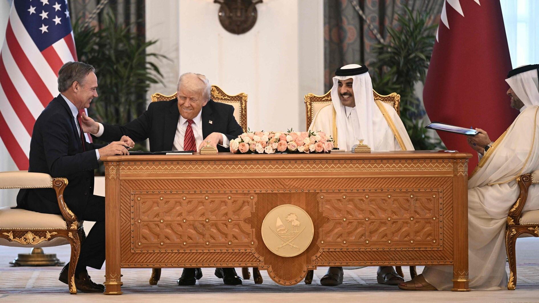 Trump to close deal-making Gulf tour in UAE