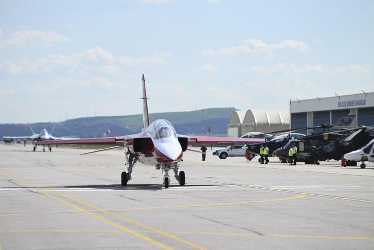 Spain signs deal to buy light attack aircraft HÜRJET