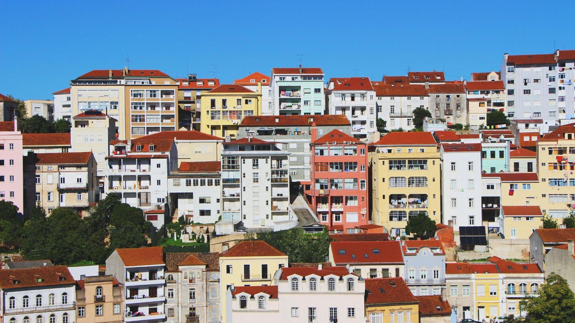 Housing market soars with record sales in April