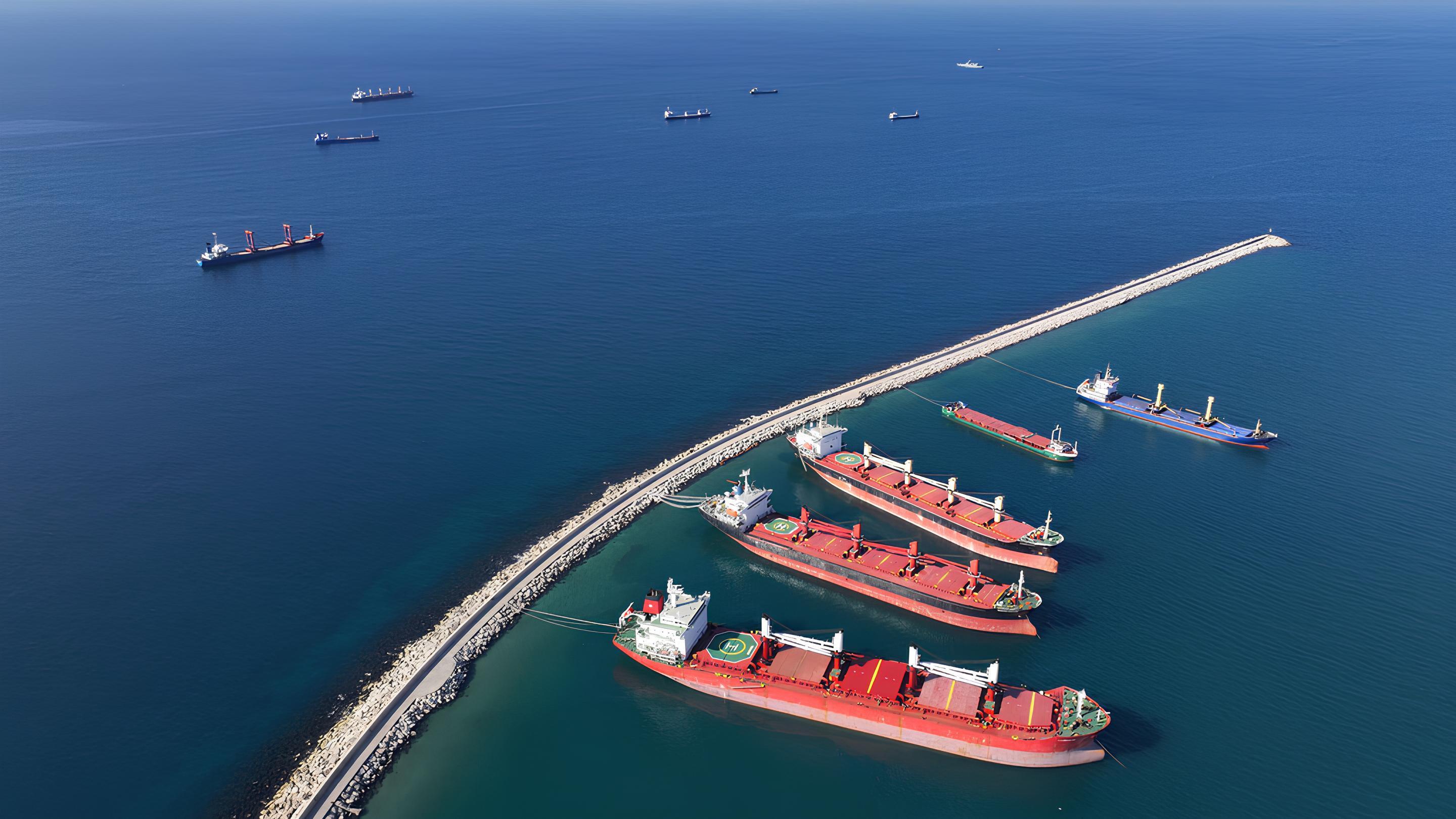 Syria inks deal with UAE firm for Tartus Port