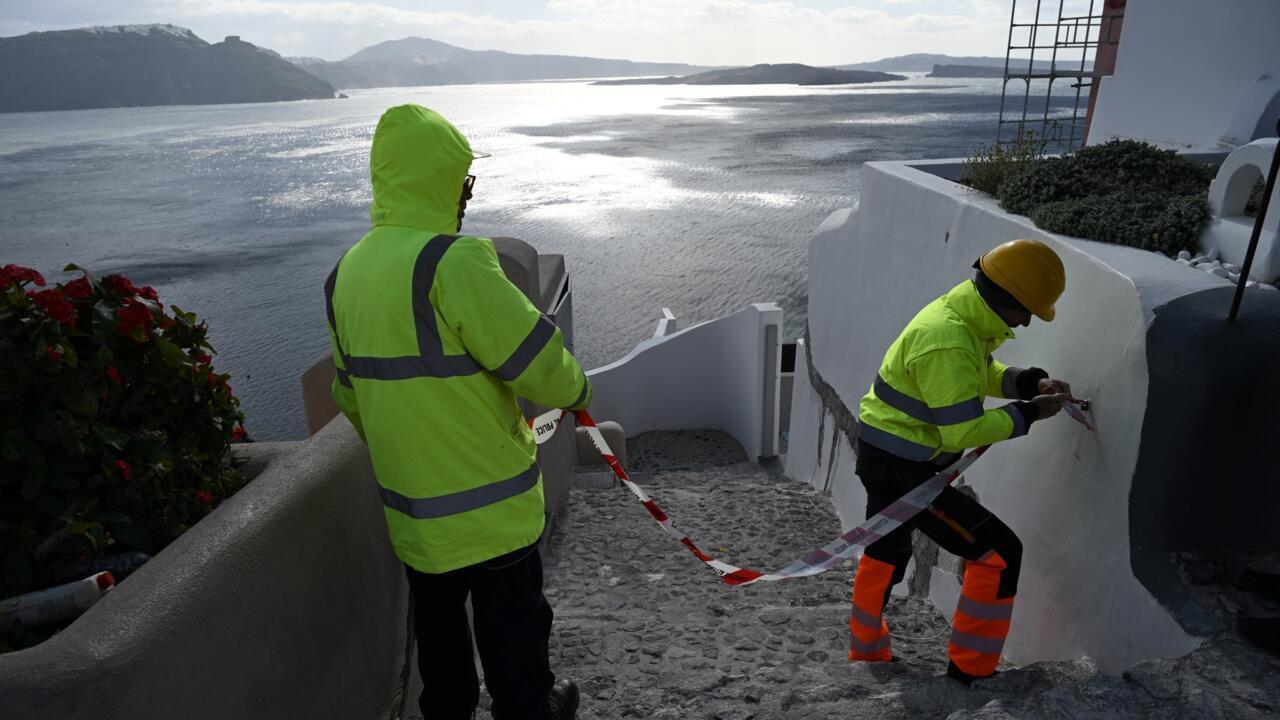 Greece implements new measures on Santorini