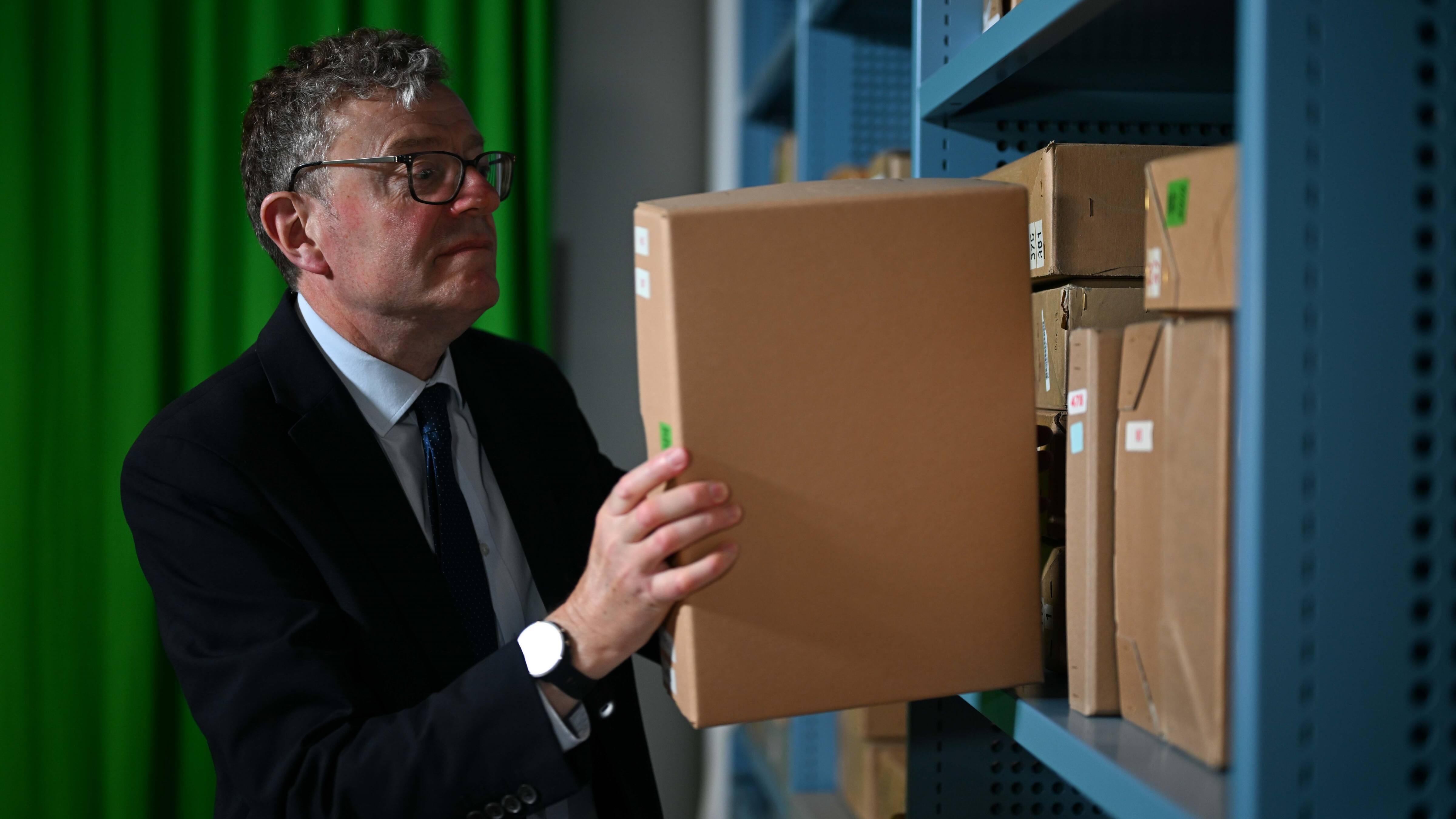 Britain’s MI5 lets public in for first time