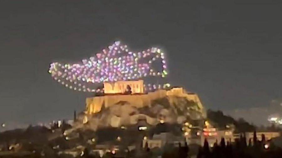 Ad showing shoe on Acropolis sparks outrage in Greece