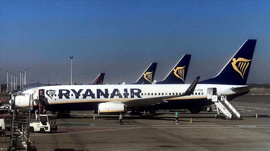 Ryanair annual net profit drops 16 percent as fares fall