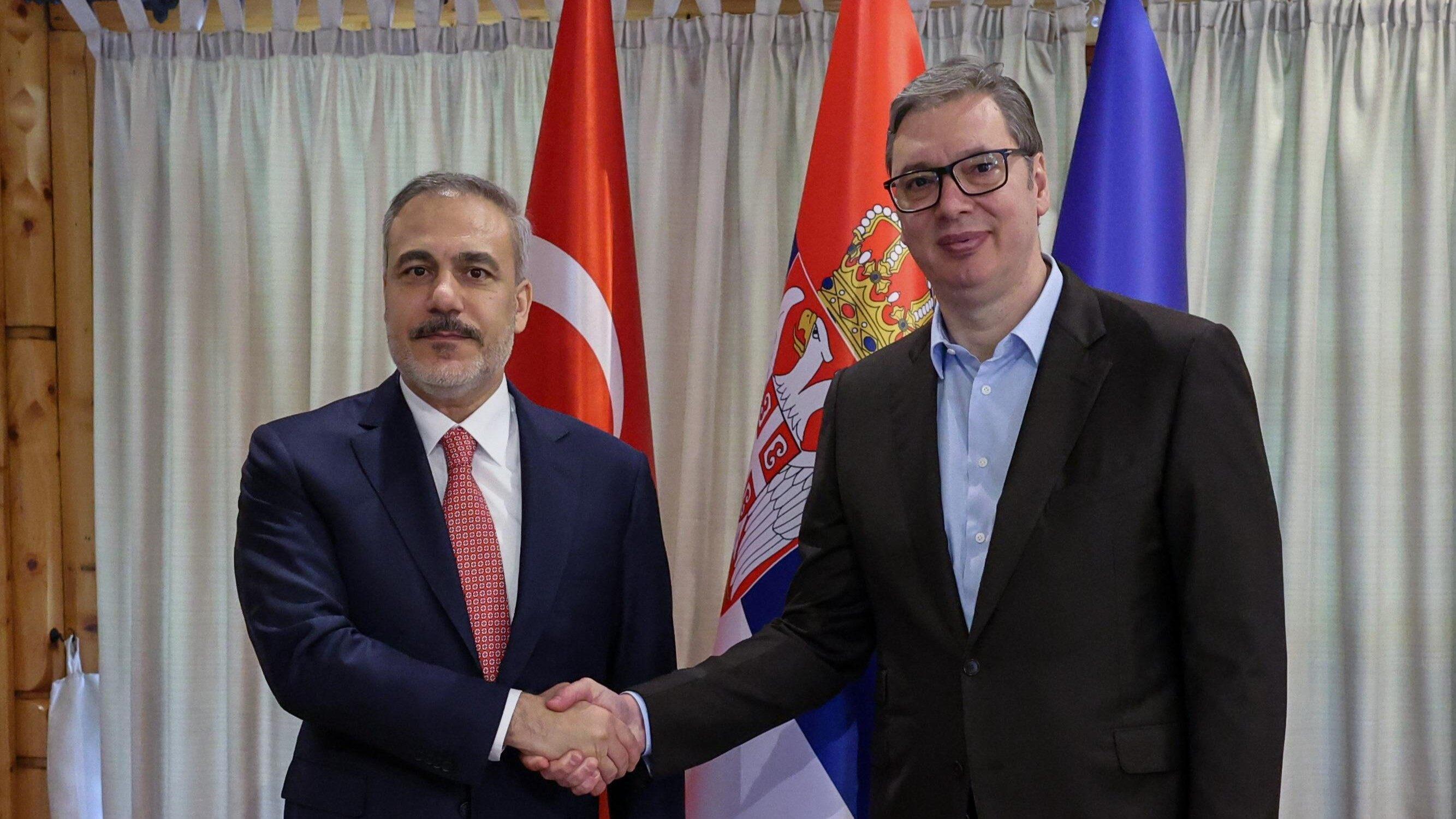 FM Fidan meets Serbian president in Belgrade