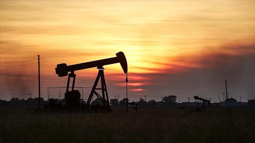 Oil prices jump on report of Israel prepping Iran strike