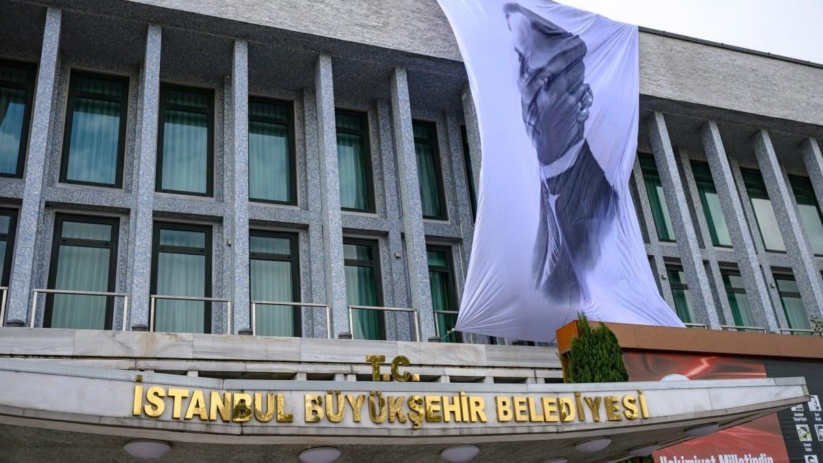 Istanbul official released under house arrest in corruption probe