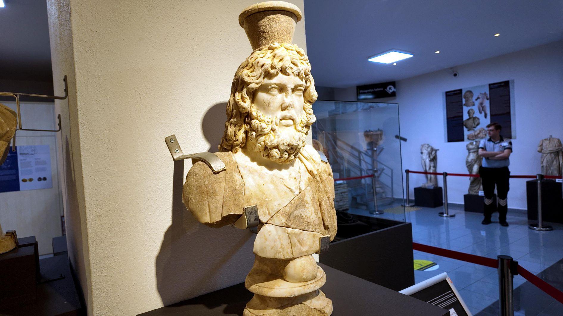 Bust of Zeus Helios-Serapis unveiled at Bolu Museum