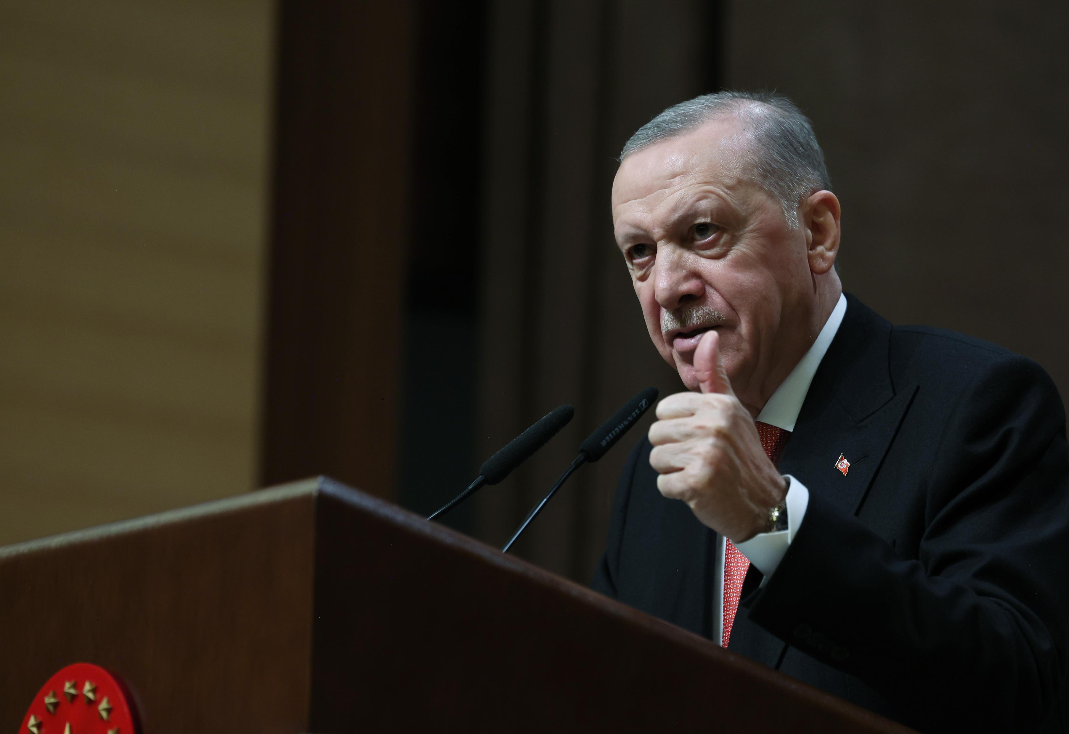 Erdoğan vows no tolerance for public sector abuse