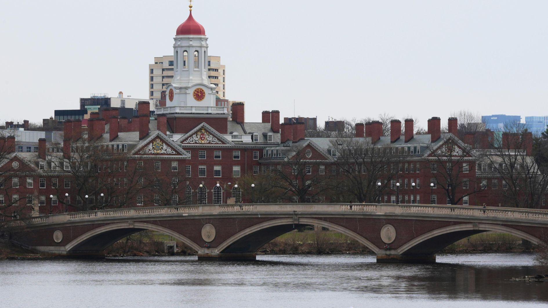 US suspends student visa processing as Harvard protests cuts