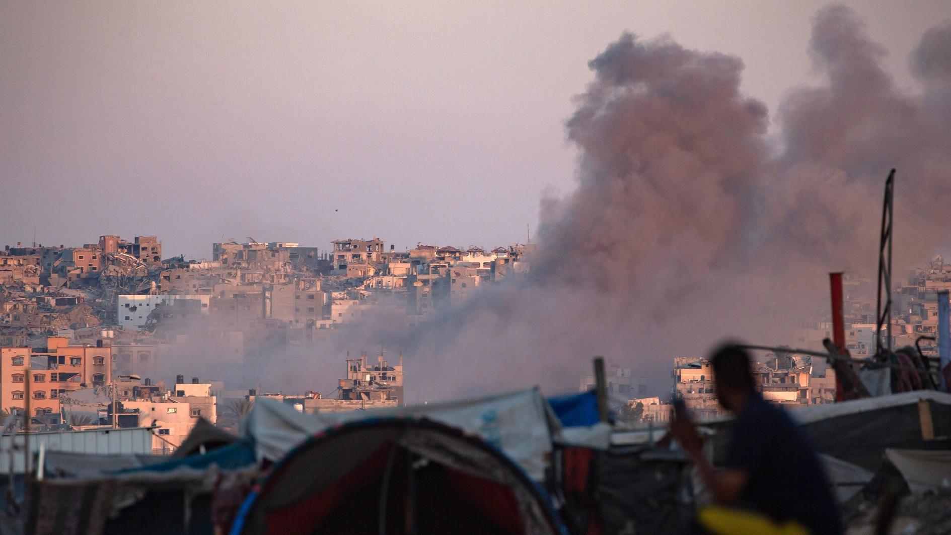 Israel threatens Hamas with annihilation as Trump says Gaza ceasefire close