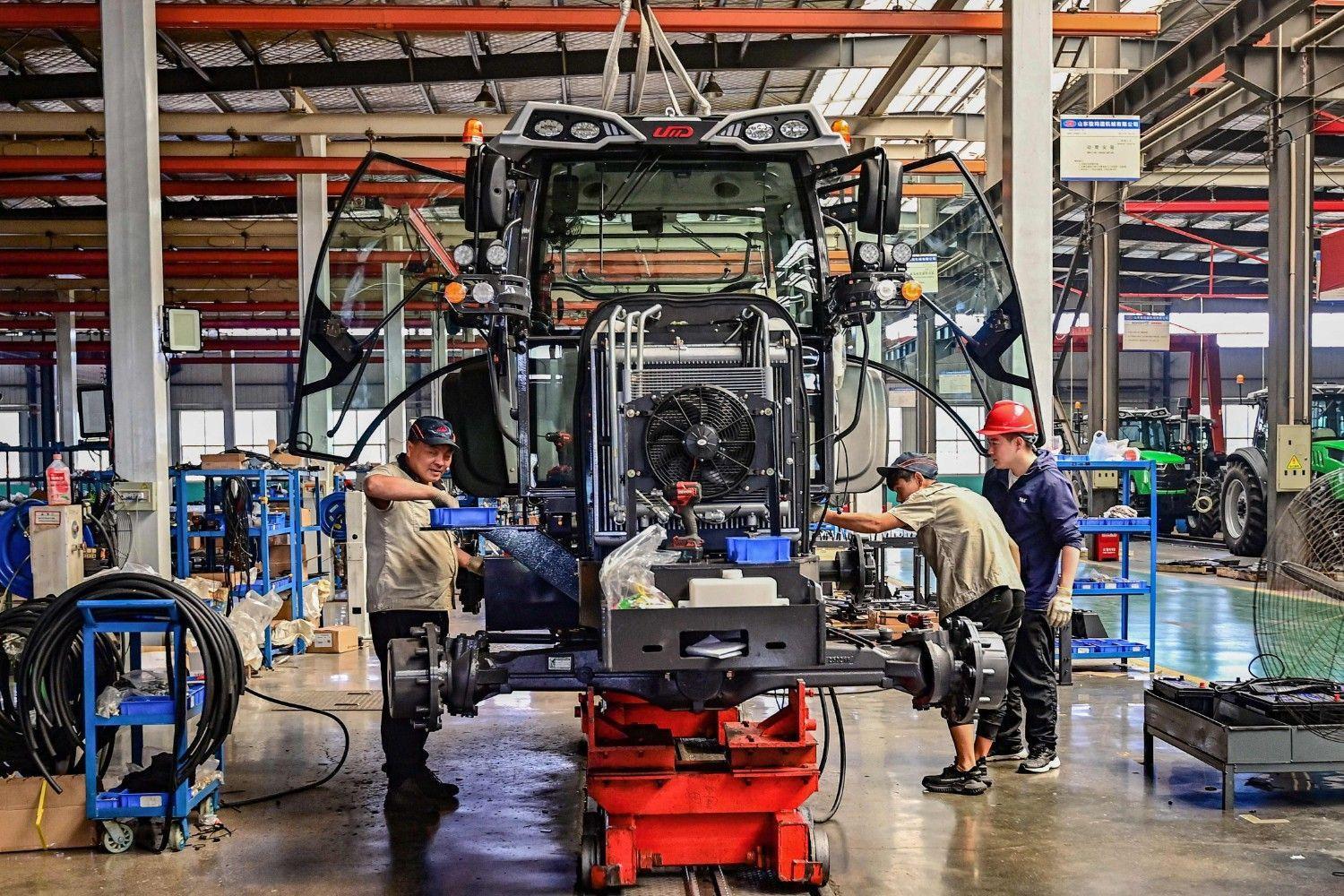 China factory activity hits its lowest level since 2022