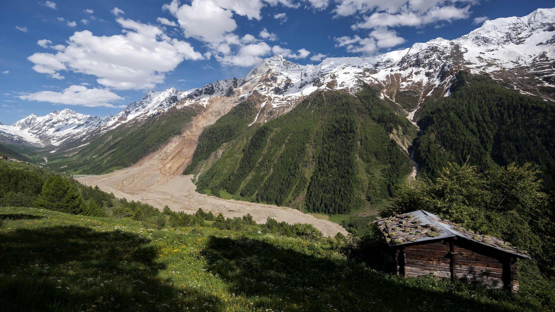 Swiss glacier collapse could cost huge sums