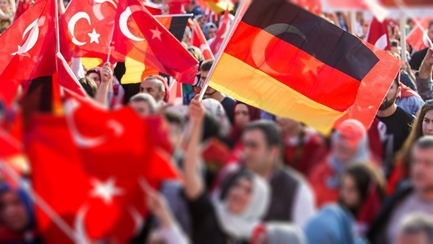 Number of Turks granted German citizenship doubles: Data