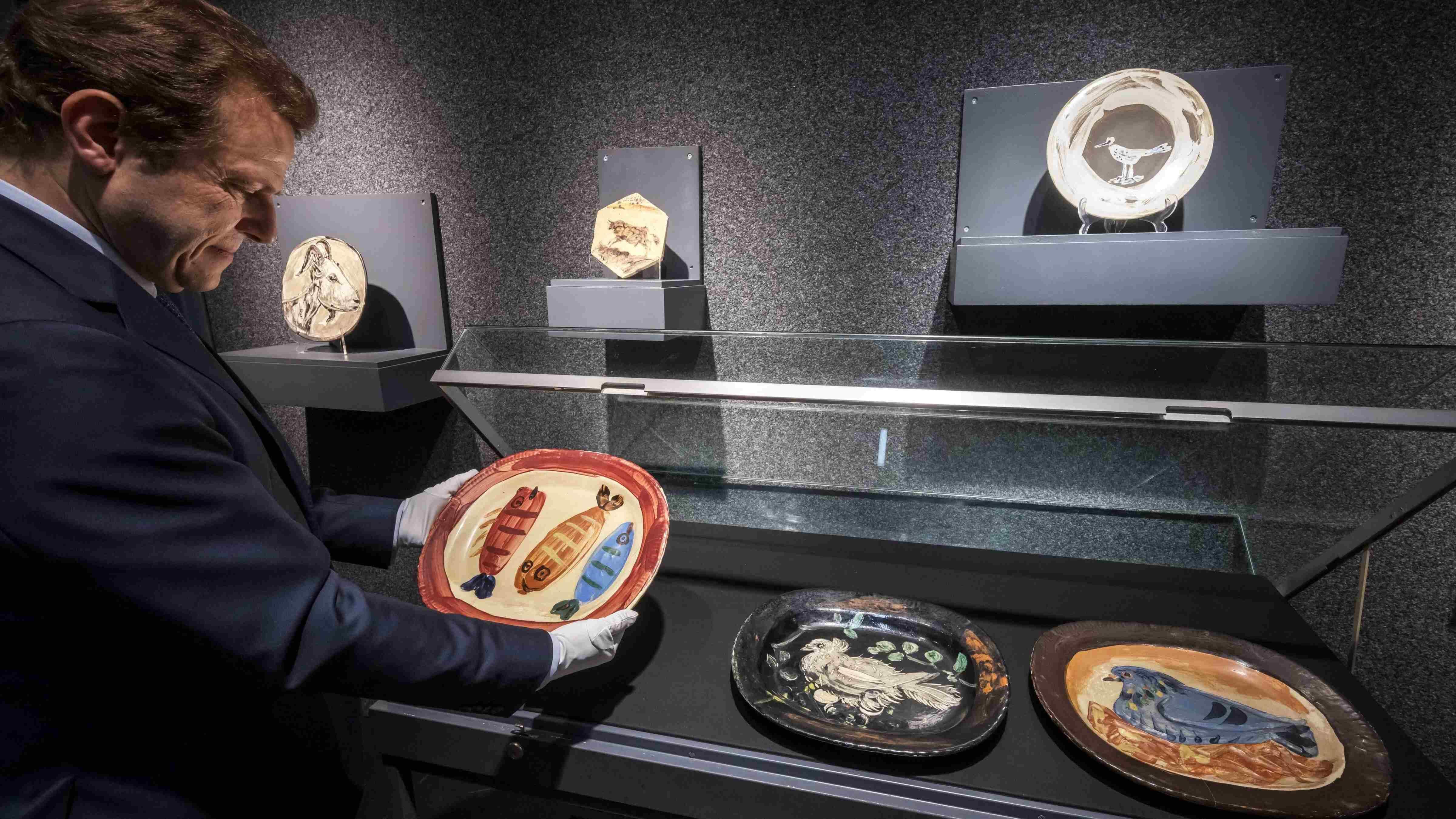 Picasso’s unseen ceramics up for auction