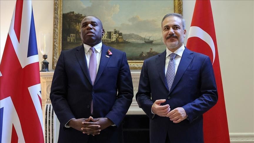 FM Fidan, British foreign secretary discuss Israel-Iran conflict