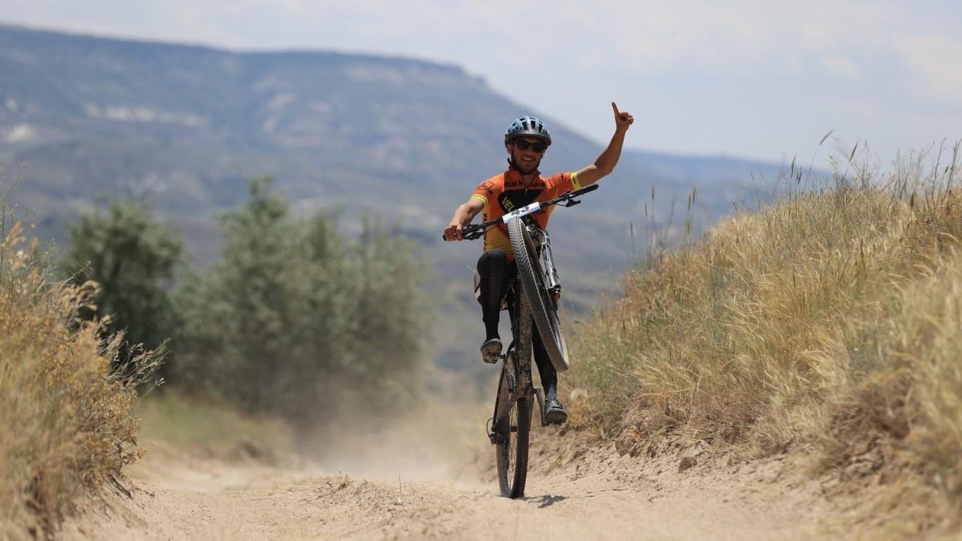 Türkiye hosts first electric bicycle race in Cappadocia