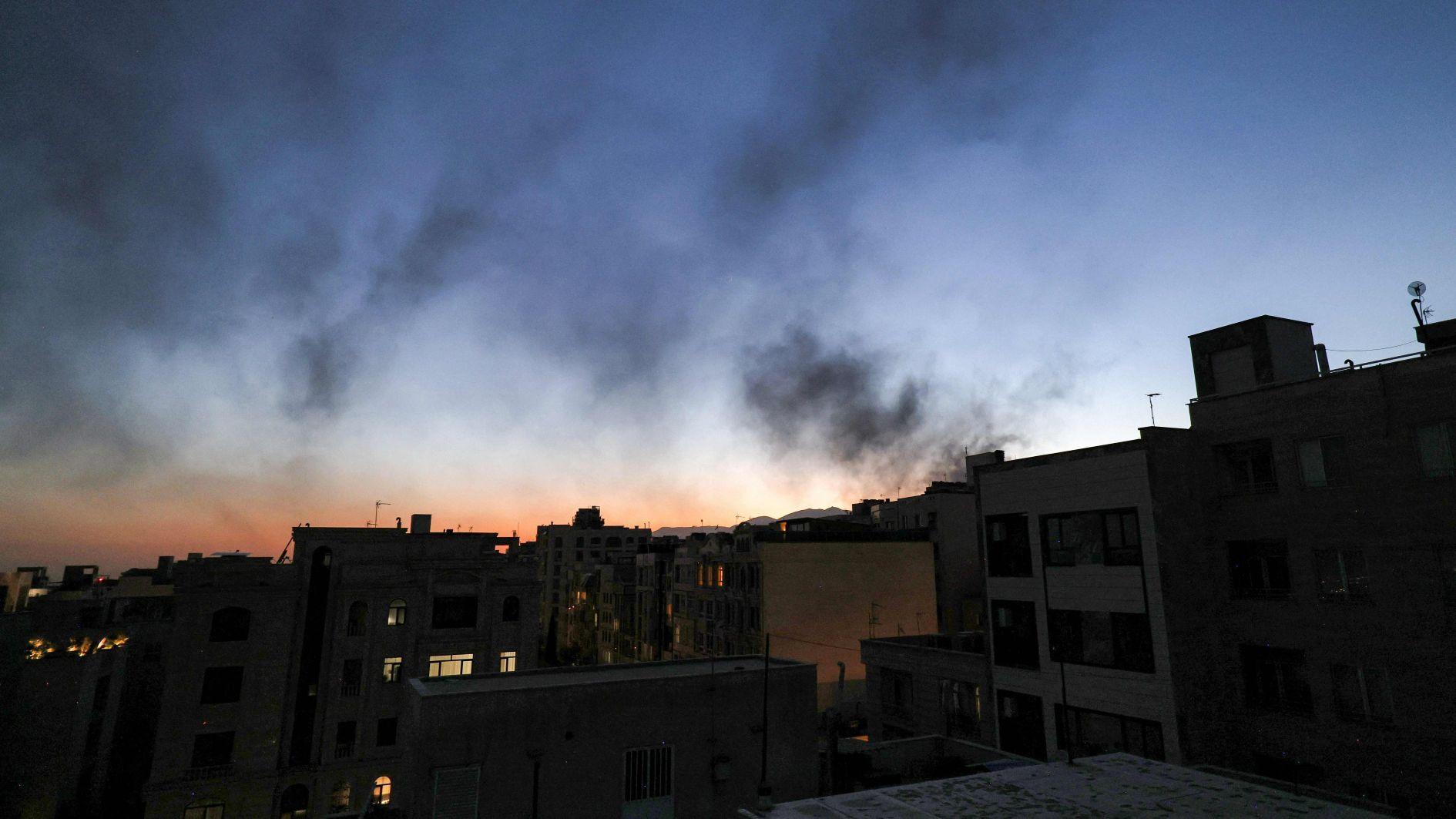 60 Israeli aircraft launch new attacks in Iran: Army