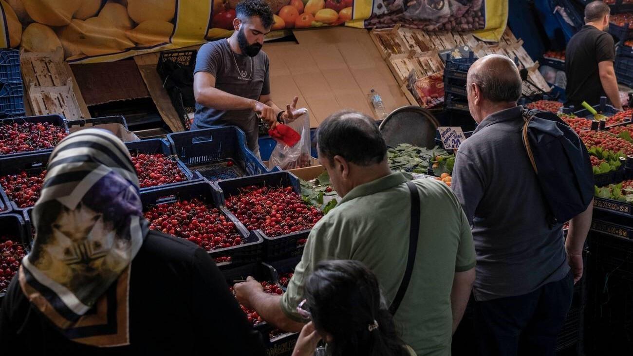 April frost sends fruit prices soaring amid shortage