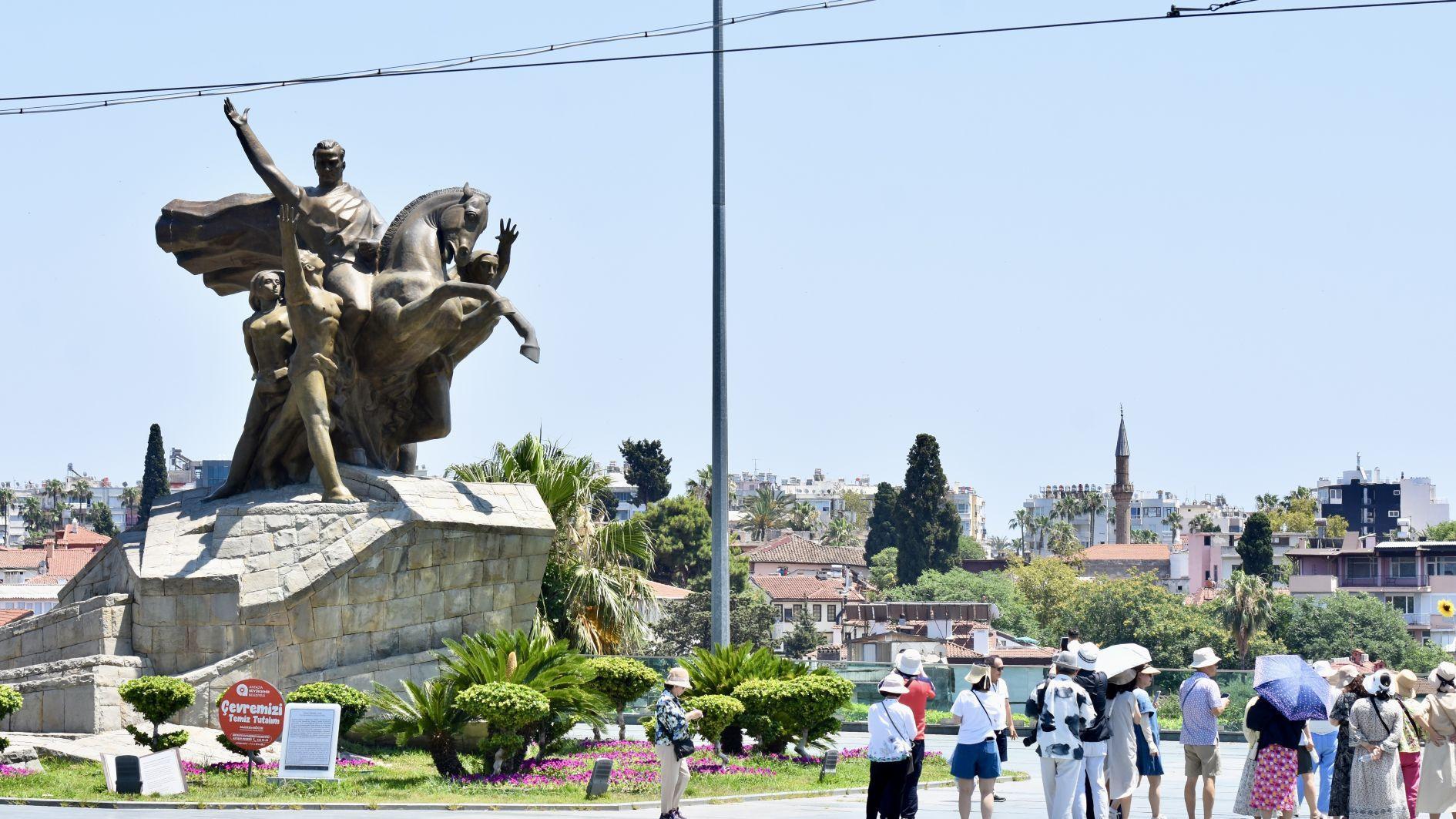 Searing heat wave set to sweep across Türkiye