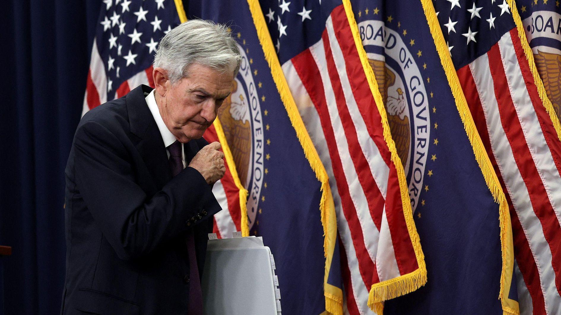 US Fed chair signals no rush for rate cuts despite Trump pressure