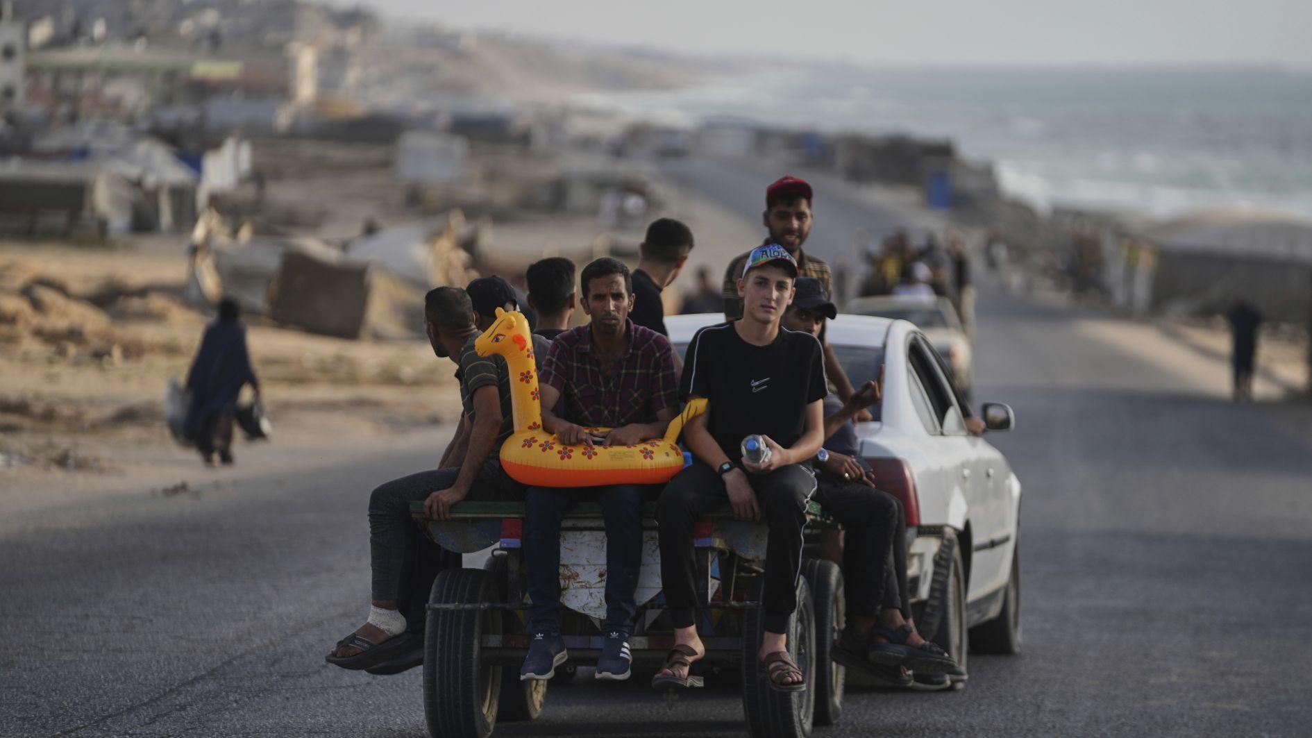 Eyes on possible Gaza truce as war shows no sign of ending