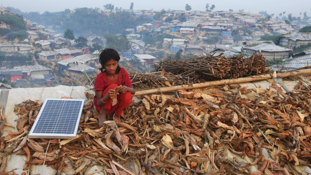 Bangladesh pushes solar to tackle energy woes