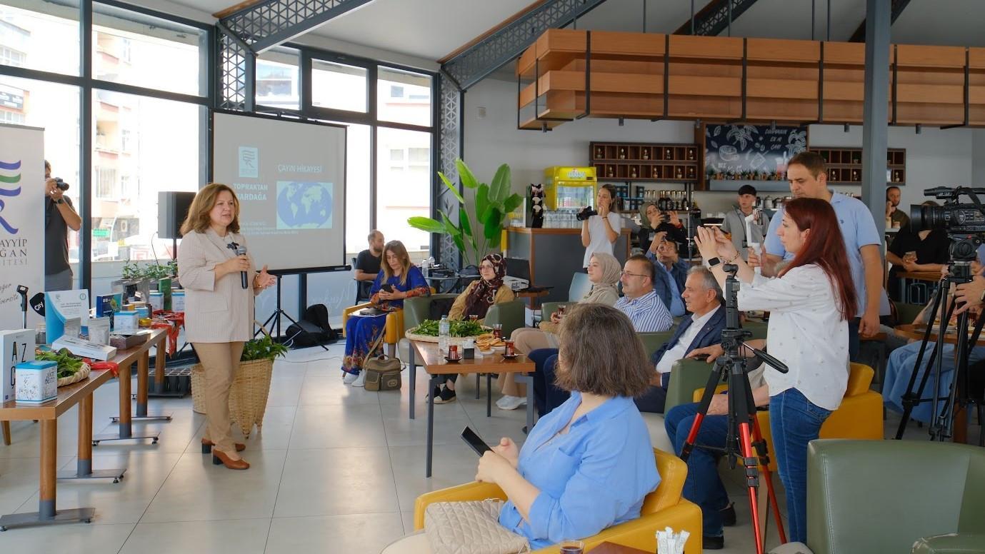 Academics take science to streets through ‘Science Cafe’ initiative