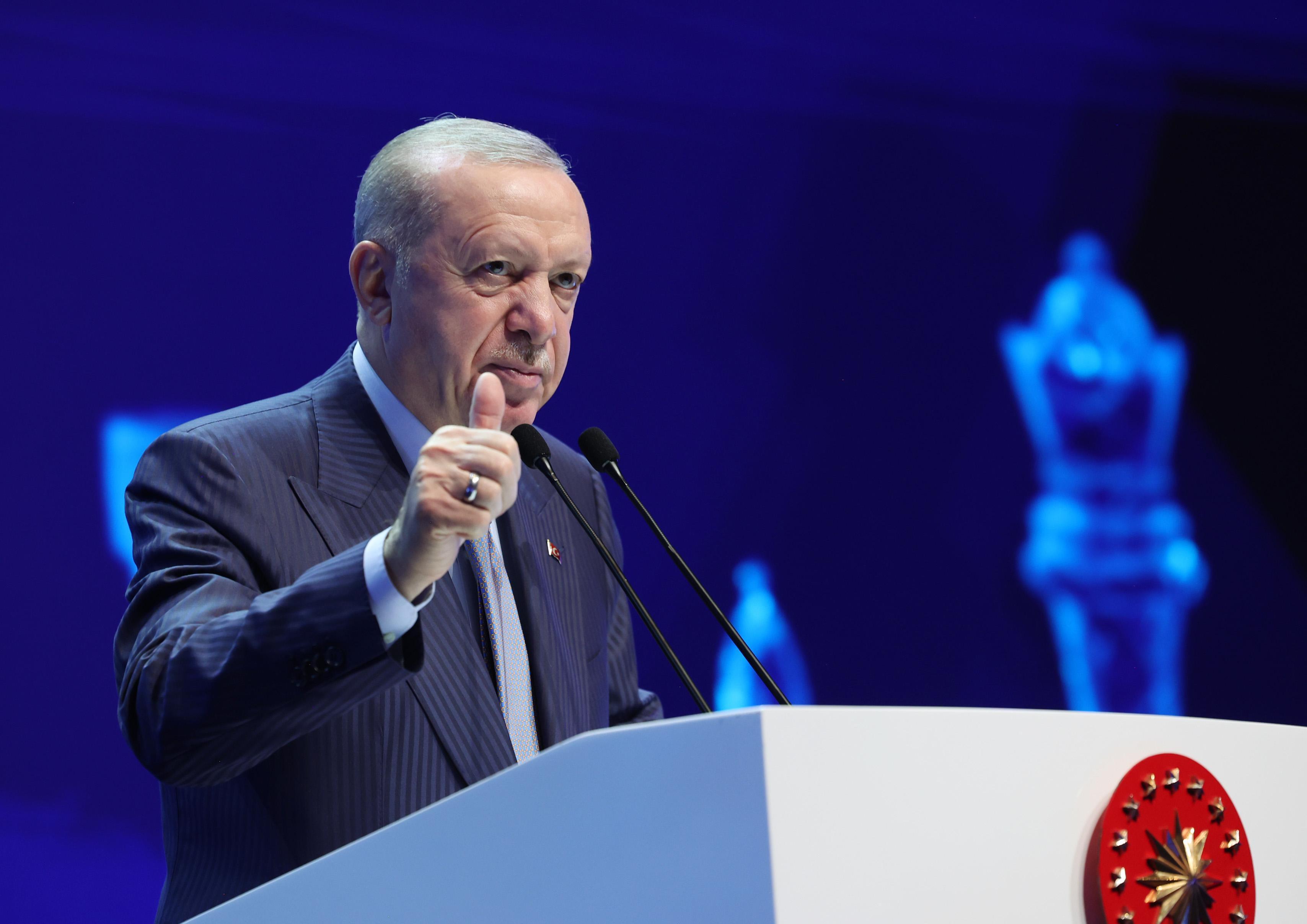 Erdoğan vows to cut Inflation to 20 pct by years end