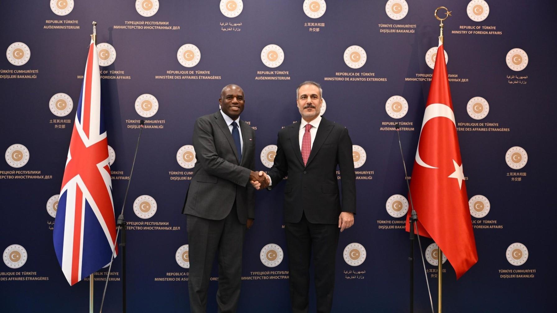 Türkiye, UK aim to deepen defense, trade ties